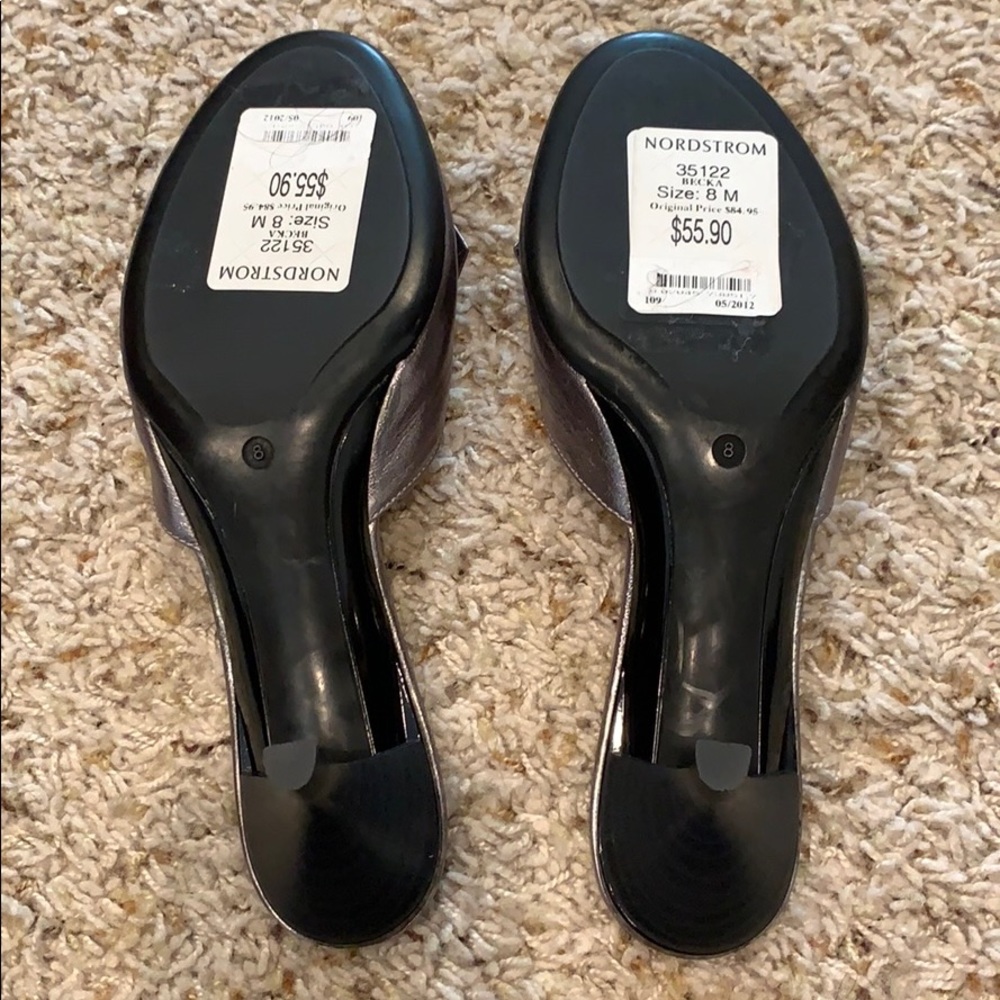 Athena Alexander short heels - Picture 4 of 4